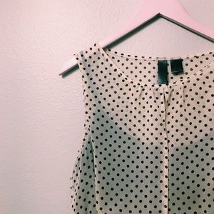 BLACK AND WHITE POLKA DOT DRESS